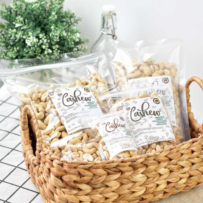 

Natural Raw Cashew ( Cemilan Kacang Mete Mentah ) 1 Kg #Gratisongkir