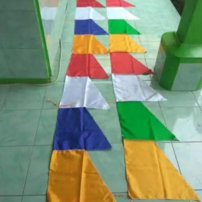 """] Grosir umbul umbul bendera Indonesia warna warni zig zag 3 mtr