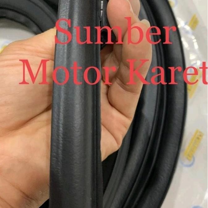 Karet Body Pintu Depan Dan Belakang Untuk Mobil Suzuki Jimny Jangkrik Lj 80 Lj80 (3 Pintu) Asli