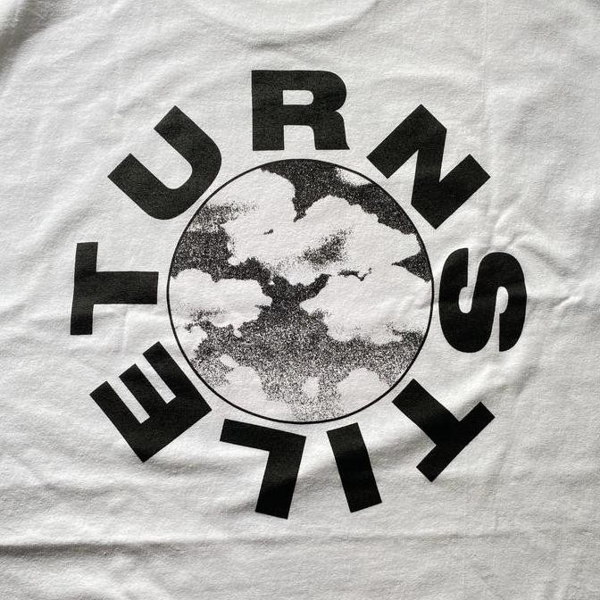 Promo Turnstile - Glow On Ts