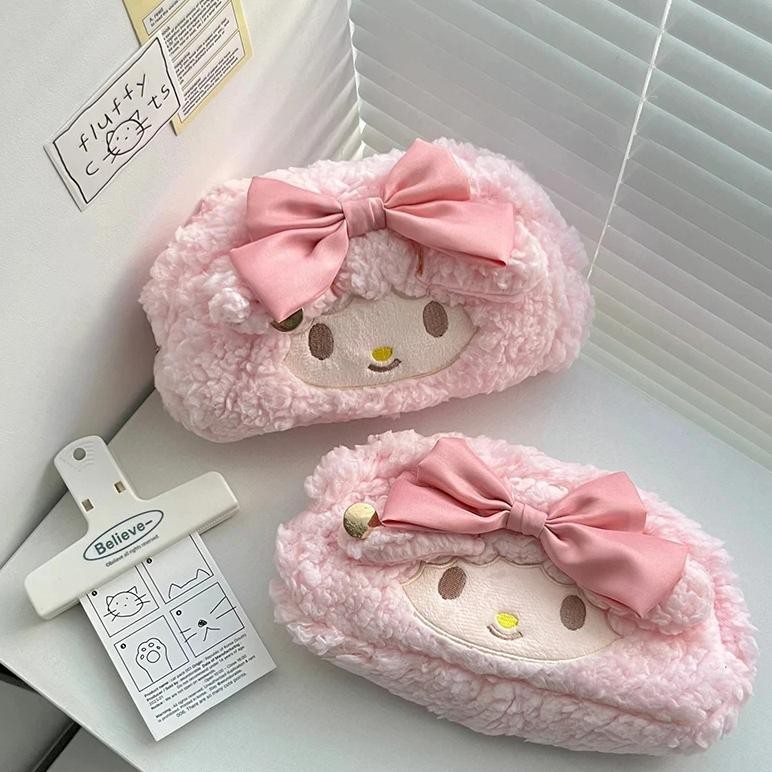 

Sanrio Melody Cinnamoroll Fashionable Latest Pink Plush High Aesthetic Girl'S Heart-Shaped Pencil Case With Large Capacity
