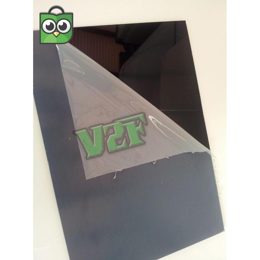 

[Expert] Acrylic Hitam 25x25cm /1mm