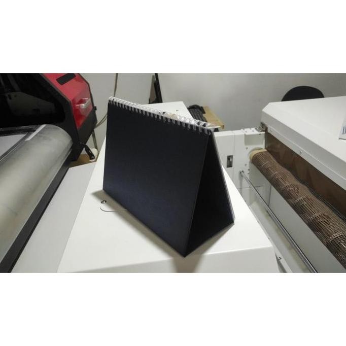 

New Kalendar Aaesthetic 2025 Kalender Meja Duduk 2025 Kalender Spiral Hard Cover Kalender Unik Lucu