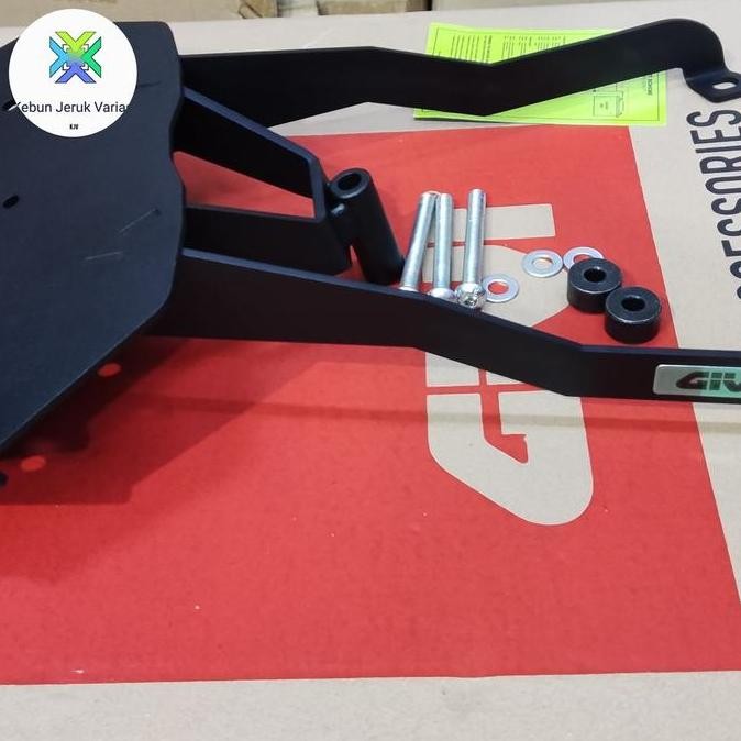 Braket  Box SRT Givi Vario 150