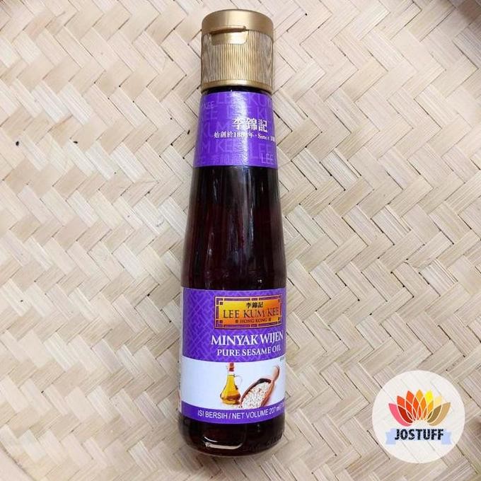 

Minyak Wijen Lee Kum Kee Sesame Oil 207 ml