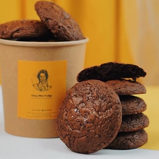 

Jar Of Brokie Miss Fudgy Brownies Cookie 6Pcs Dizzy.Fudgy