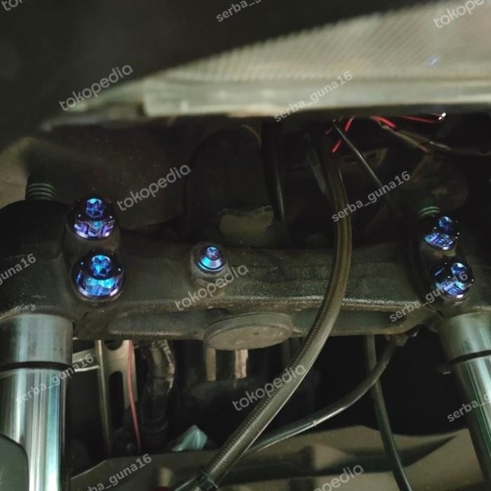 BAUT TITANIUM SHOCK ATAS DEPAN NMAX/AEROX Berkualitas