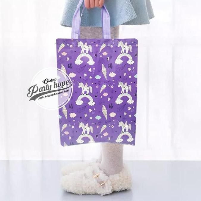 *#*#*#] tas souvenir ulang tahun anak / goodie bag / tas ultah hbd unicorn - m