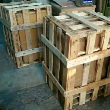 TERBARU - Packing Kayu Sedang (M): Dispenser, Kulkas Portable, dan Kulkas Pint
