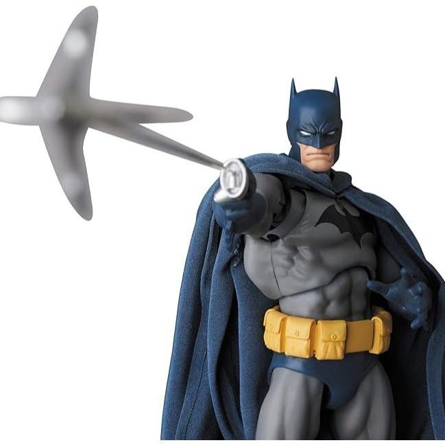 Big Discount Medicom Dc Comics: Batman Hush Mafex Action Figure Medicom Dc Comics: Batman Hush Mafex