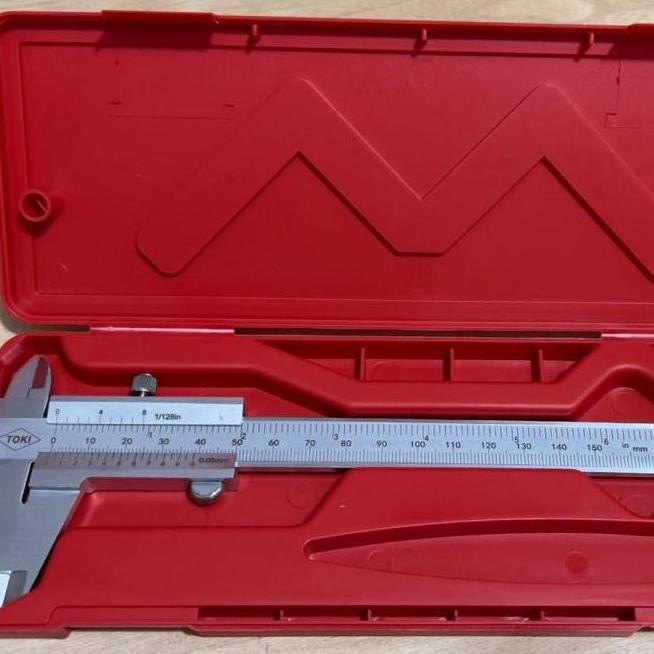 

Toki Vernier Caliper 0-150 Mm Sigmat Manual Jangka Sorong 0-6Inc/0.02Mm 6