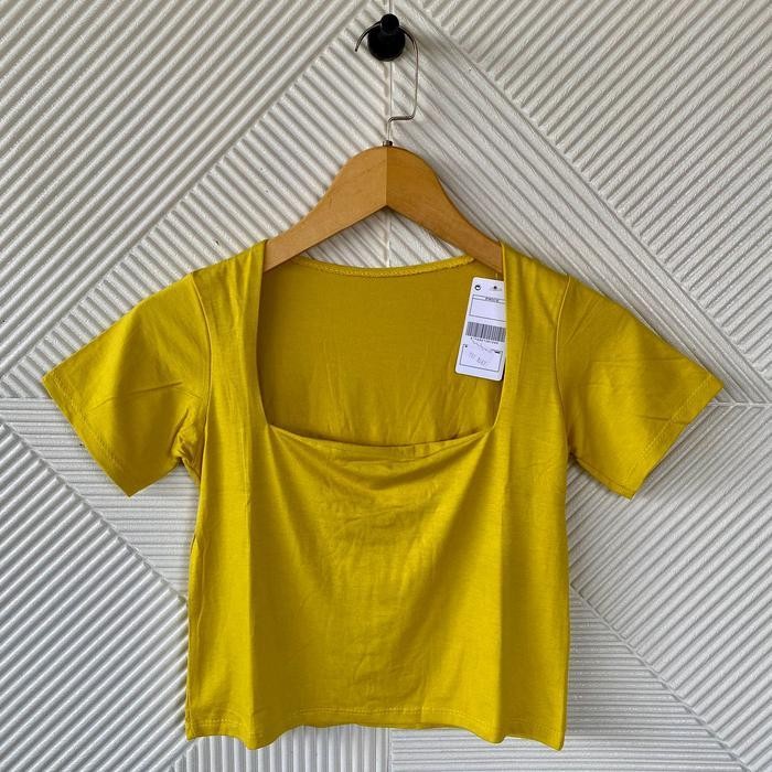 Sz Atasan Kaos Square Neck Top / Crop Top Polos Tangan Pendek Kerah Kotak Wanita / Baju Cewek