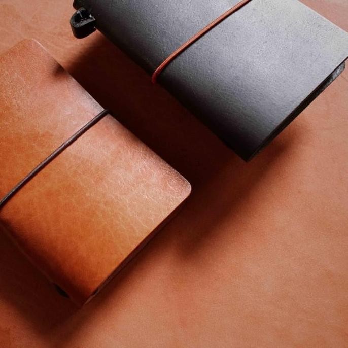 

Tersedia Traveler's Journal Leather Figure Notes Buku Catatan Travel Premium