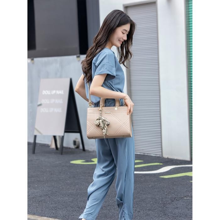 Sc Tas Tangan Wanita Palomino Fioren - Hitam