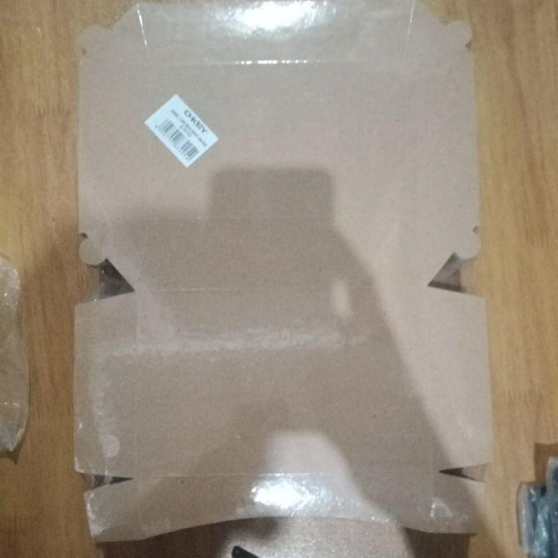 

Lunch Box Kraft Oakey L Isi 50 Lembar / Lunch Box Polos Coklat Lapisan Laminasi Kotak Makan Praktis