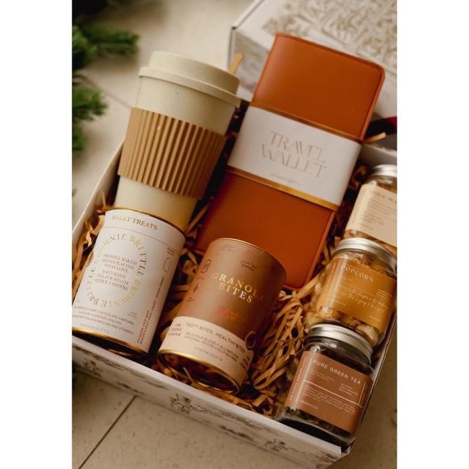 

Ready Hampers Natal Christmas Parcel Kado Tahun Baru - Paket London