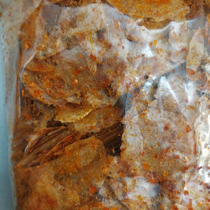 

CCF Kripik kaca viral / kripca pedas Daun jeruk 500gram Cemilan Food Instan Kerupuk Snack Keripik Kripca