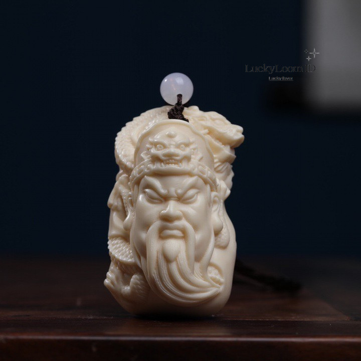 Ukiran buah gading liontin Guan Yu naga Guan Gong ornamen genggam