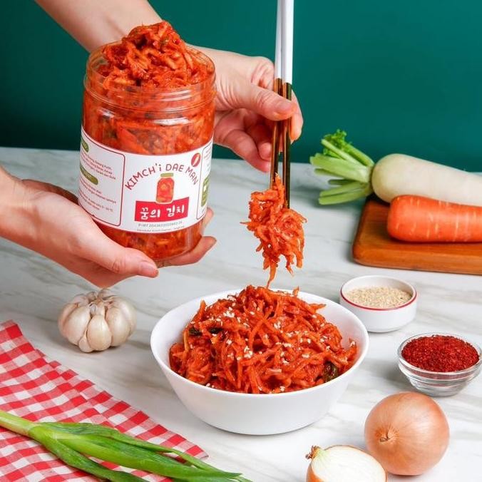 

Paket Bundling Kimchi Sawi 500 Gr & Lobak 500 Gr Kimchi Korea Halal Pasti Ori