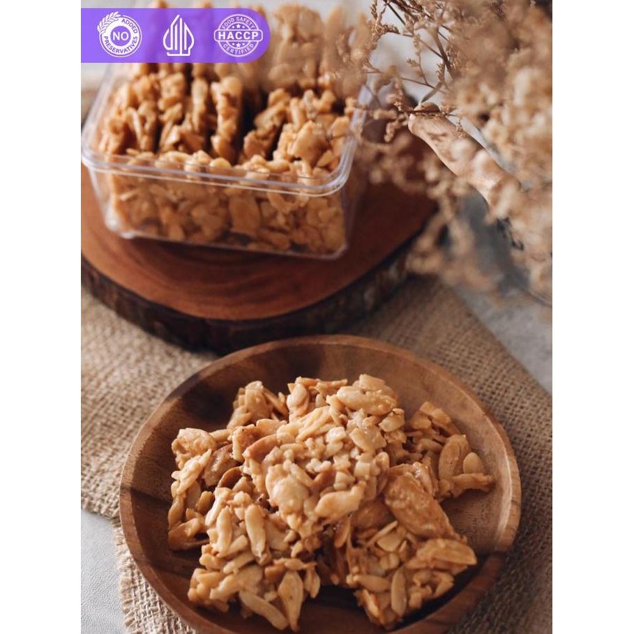 

MISOL Walnut Brittle Cookies 271gr - Kue Kering Kacang Toples Kotak Stok Terbatas