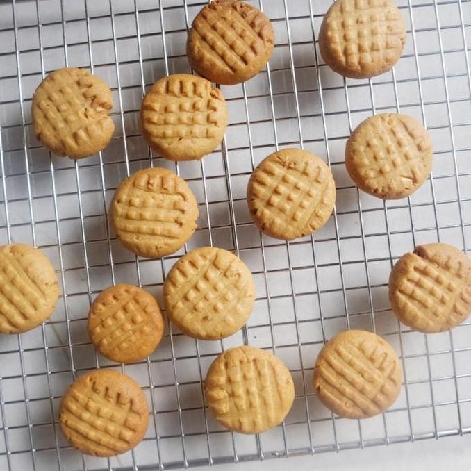 Peanut Butter Dear Mrs. Duck Butter Cookies Kue Kering Stok Terbatas