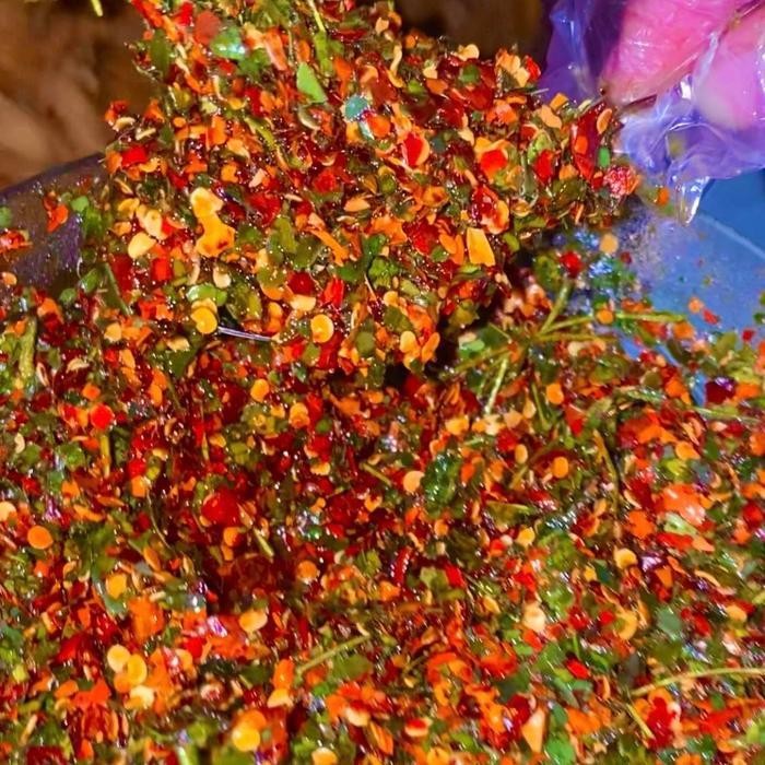 

FF 500g Kripik Usus Pedas Daun Jeruk Kriuk Camilan Snack Food Kering Jaya Makmur 2 Keripik Cap Doyok Snack keripik usus crispy Cemilan