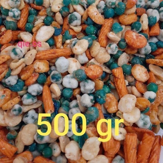 

FF Kacang campur koro mix 250g || 500gr Cemilan Snack Camilan Makanan