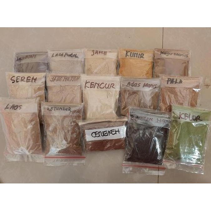 

Aneka Bumbu Rempah BUBUK 100gr- lada merica - pala - kayu manis -kunir