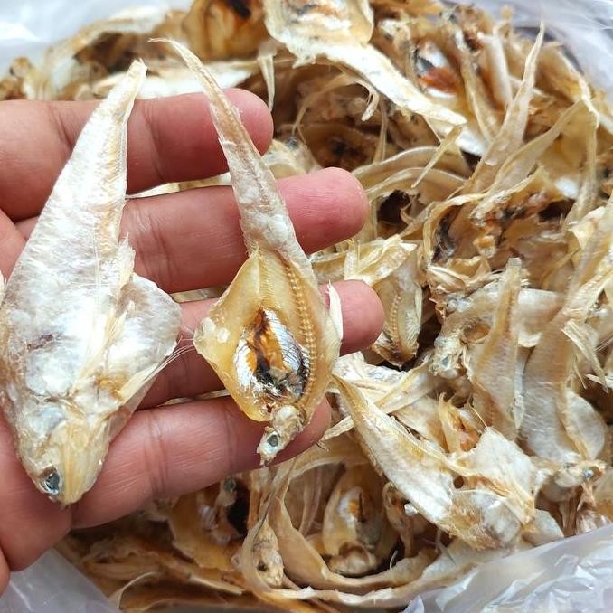 

Ikan Asin Bulu Ayam Kering 100gr / 250gr / 500gr