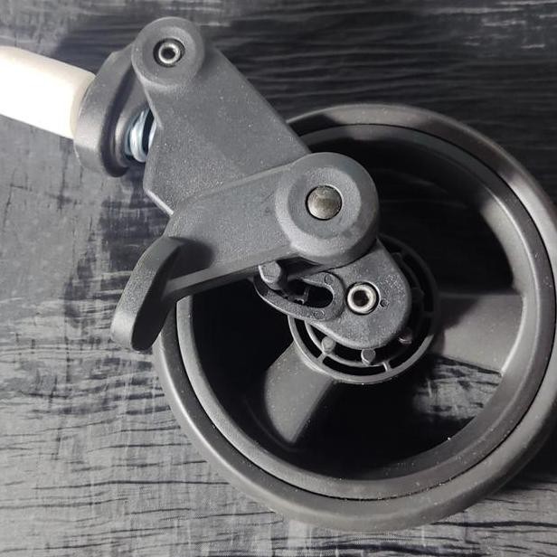 Roda Depan Stroller Cocolatte Versee