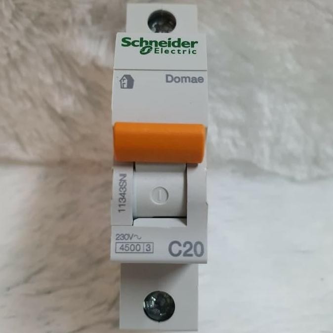 TERMURAH - MCB DOMAE SCHNEIDER 1 phase 20A
