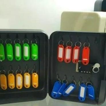 Krisbow Key Box Organizer Kotak Penyimpanan 20 Kunci
