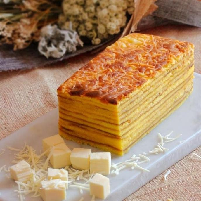 

JH8 Lapis Legit Queen cheese UK 7,5 x 15 cm