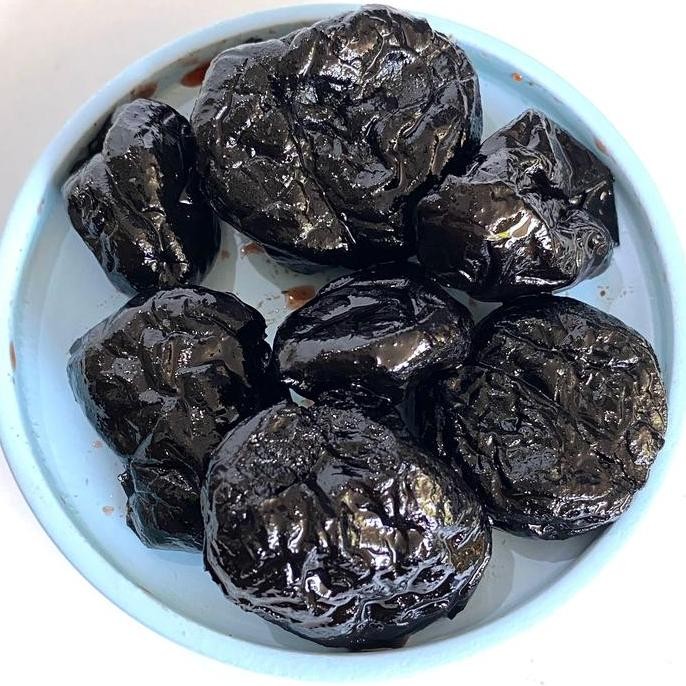 

JH8 Manisan Buah Plum Basah Hitam Kiloan Pak 250 Gram Cemilan Manis Asem Snacks