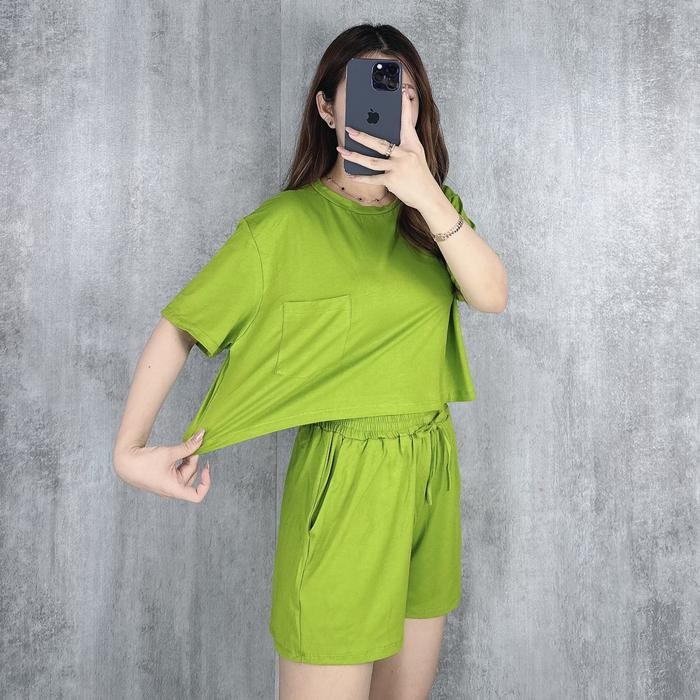 One Set Crop Pocket Setelan Wanita Crop Top