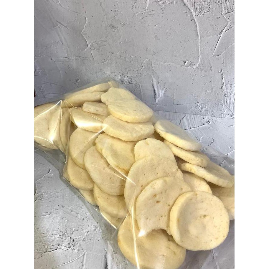 

Kerupuk Ikan Tenggiri / Kemplang Ikan Bangka 200Gr