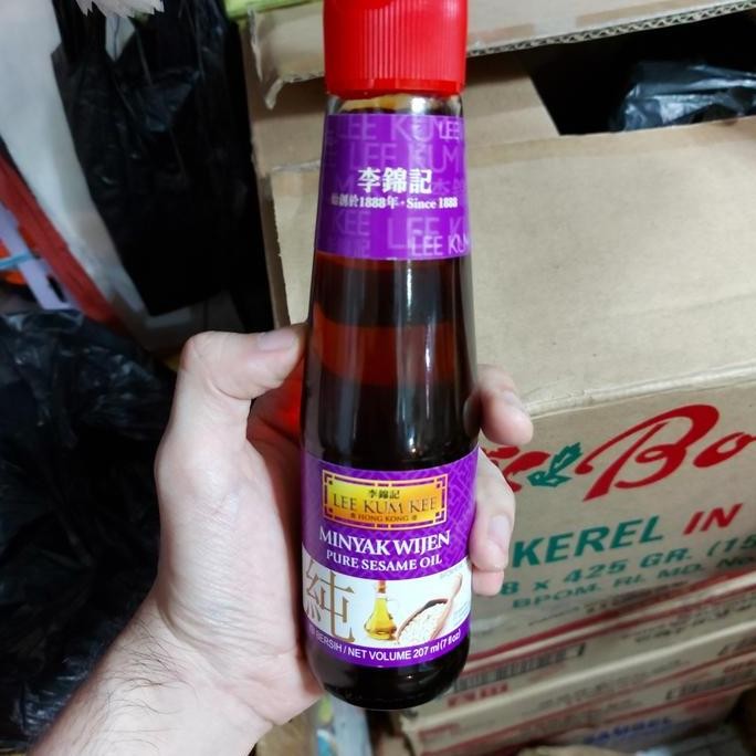 

Grosir Minyak Wijen Lee Kum Kee Pure Sesame Oil