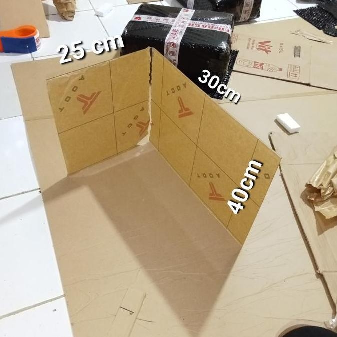 

Akrilik Display Siku Custom Uk 30 X 25 X 40 Cm Tebal 3 Mm Co