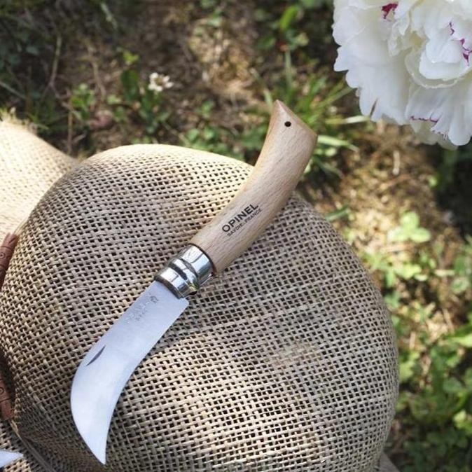 opinel no 8 garden pruning grafring bilhook knife