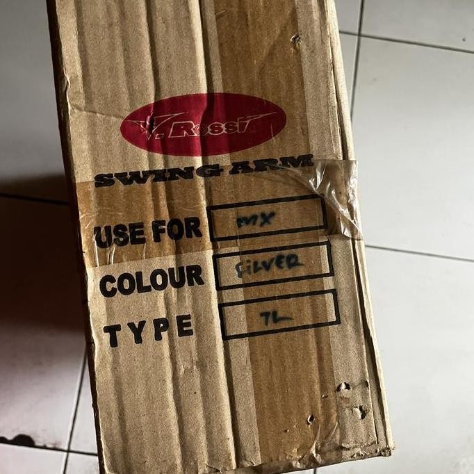 Swing arm almunium merk v rossi dan super track . Mx, fu, supra, revo, jupiter z, vega zr, mx, shogu