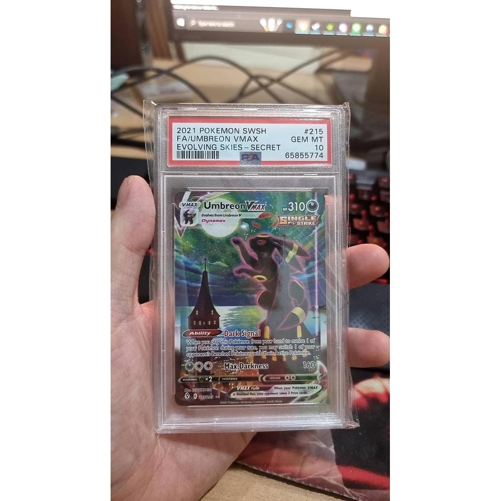 2021 Evolving Skies UMBREON VMAX 215 Alt Art Secret Rare - PSA 10 GEM