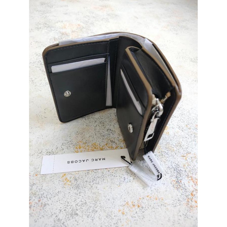 baru Dompet Branded Marc Jacobs MJ Daily Small Bifold Wallet 100% Original