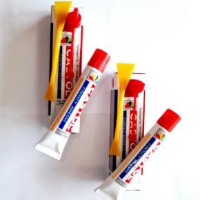 

Lem Castol Tanggung 21Cc 1 Box Isi 12 Pcs