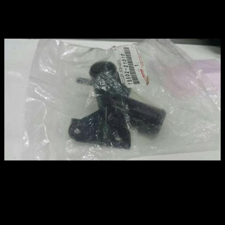 GRATIS ONGKIR PIPA BYPASS PIPA RADIATOR T0YOTA IST ORI 