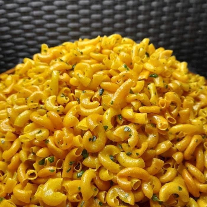 

Cri Makaroni Cikruh 1 Kg Lezat & Gurih Pedas Food Snack Cemilan Crispy Kering Camilan Snack Cemilan Jajanan Keripik Makanan