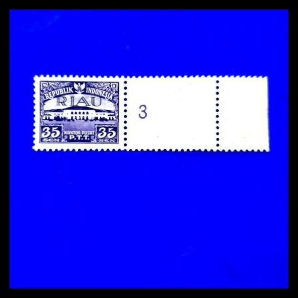 

GRATIS ONGKIR PRANGKO INDONESIA 1954. C.T. RIAU 35 SEN DENGAN MARGIN. GEDUNG P.T.T. !!!
