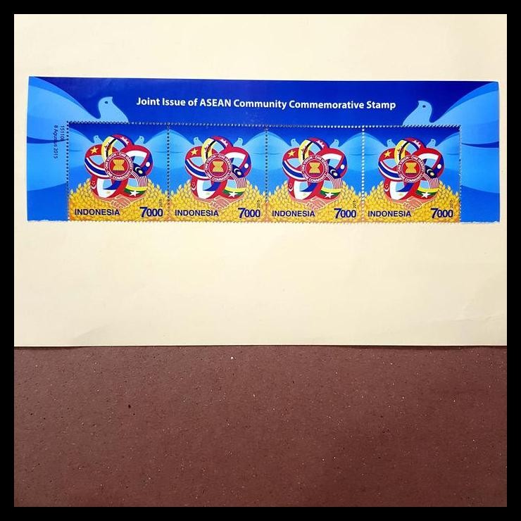 BEST DEAL PRANGKO JOINT ISSUE OF ASEAN COMMUNITY COMMEMORATIVE STAMP. STRIP-4 