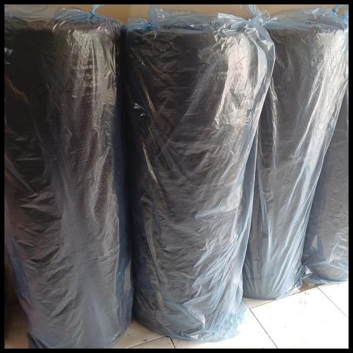 

BUBBLE WRAP / BUBLE WRAP PREMIUM EKONOMIS 125 CM X 50 M - 3 KG HITAM PREMIUM