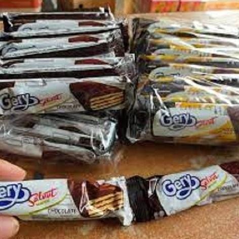 

72 Sachet [3 Pack] Snack Wafer Gery Saluut 500An Cookies Food Cookies Food Cemilan Manis Makanan Biskuit Camilan Cokelat