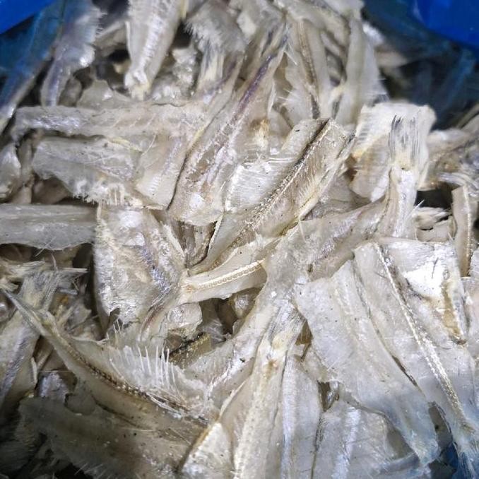 

IKAN ASIN TIPIS TAWAR/ PAKANG MEDAN 1000 GR Frozen
